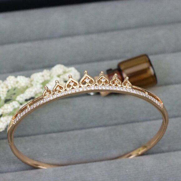 Rose Gold Heart Crown Bangle with Crystal Accent, XPBL0477 - Picture 10 of 12